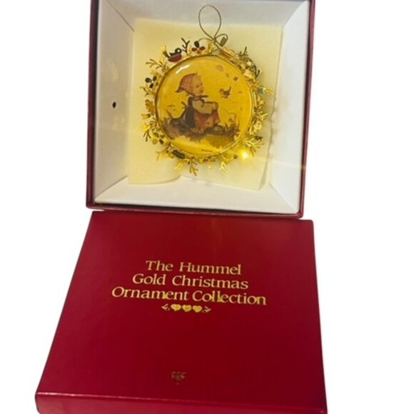 Danbury Mint Hummel Gold Christmas Ornament Figurine Goebel 1986 Meeting Meadow - Picture 1 of 3